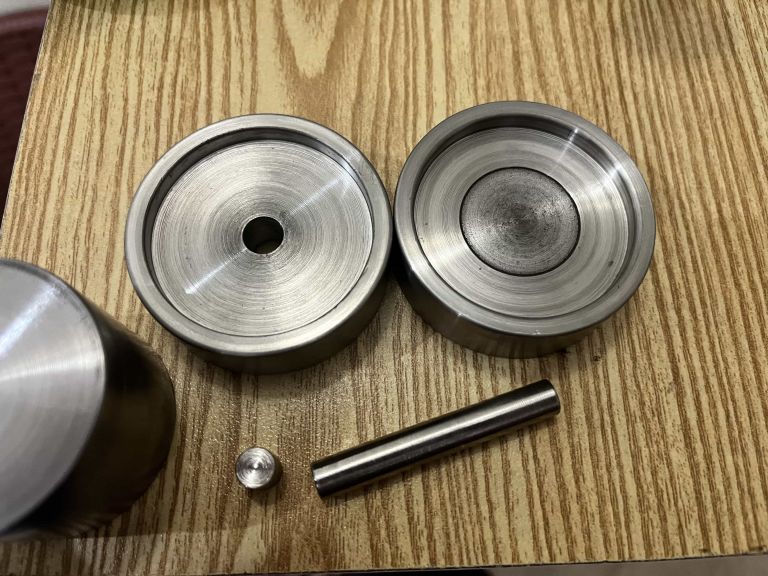 KBr Pellet Die supplied in Pakistan