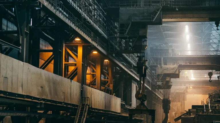 Top Industrial Zinc Coatings for Long-Term Corrosion Resistance in Karachi’s Climate