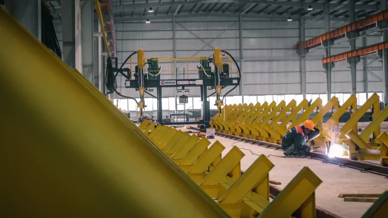 Industrial Surface Longevity with Advanced Metal Protection Coatings in Pakistan