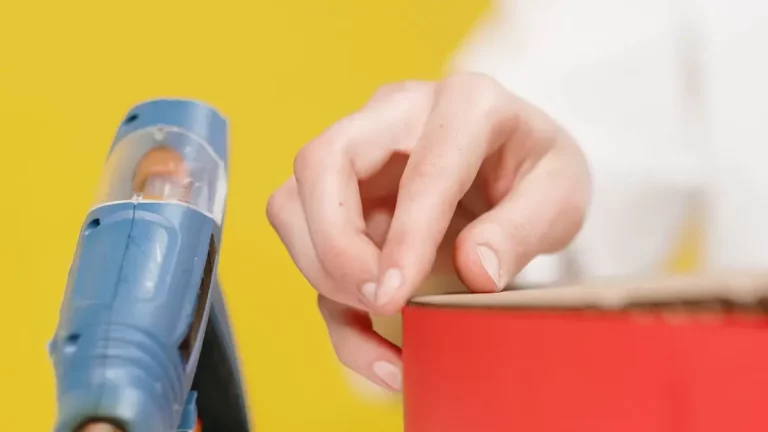 Heat Gun Techniques That Transform DIY Projects Effortlessly